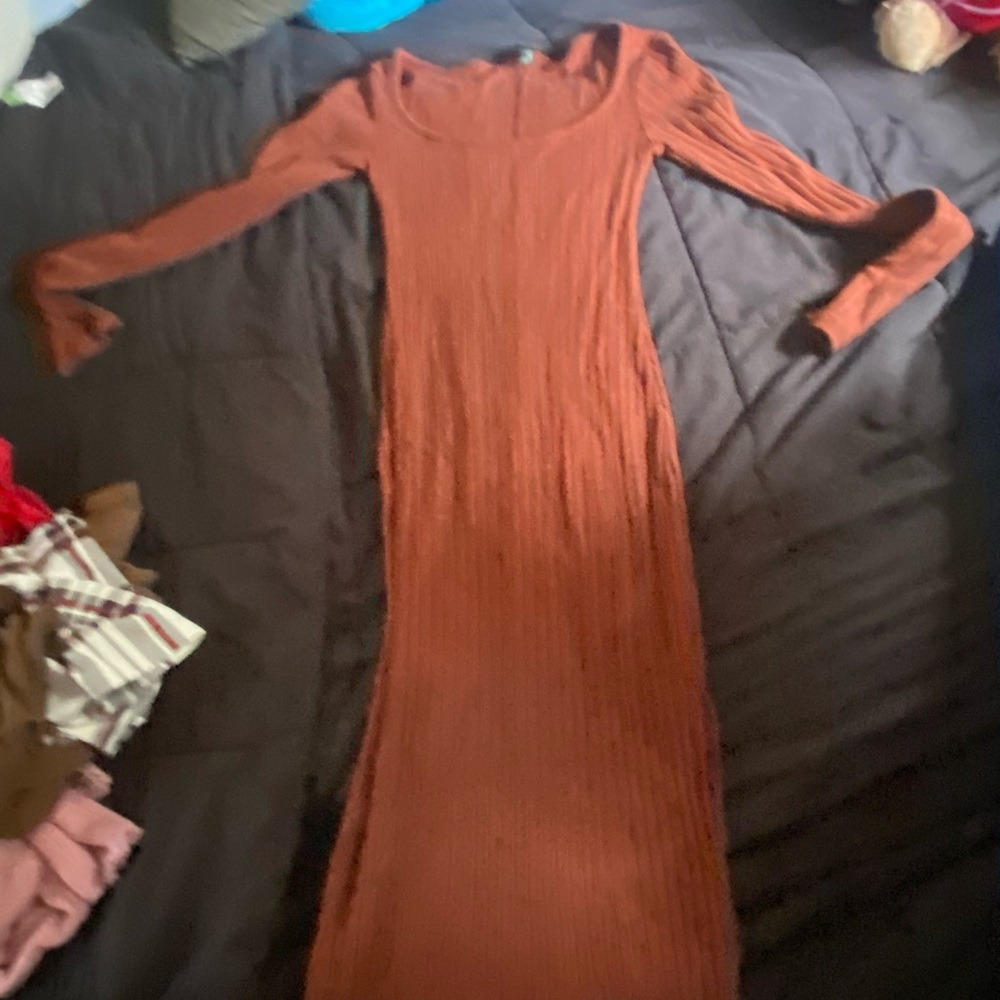 Elegant Rust Maxi Dress